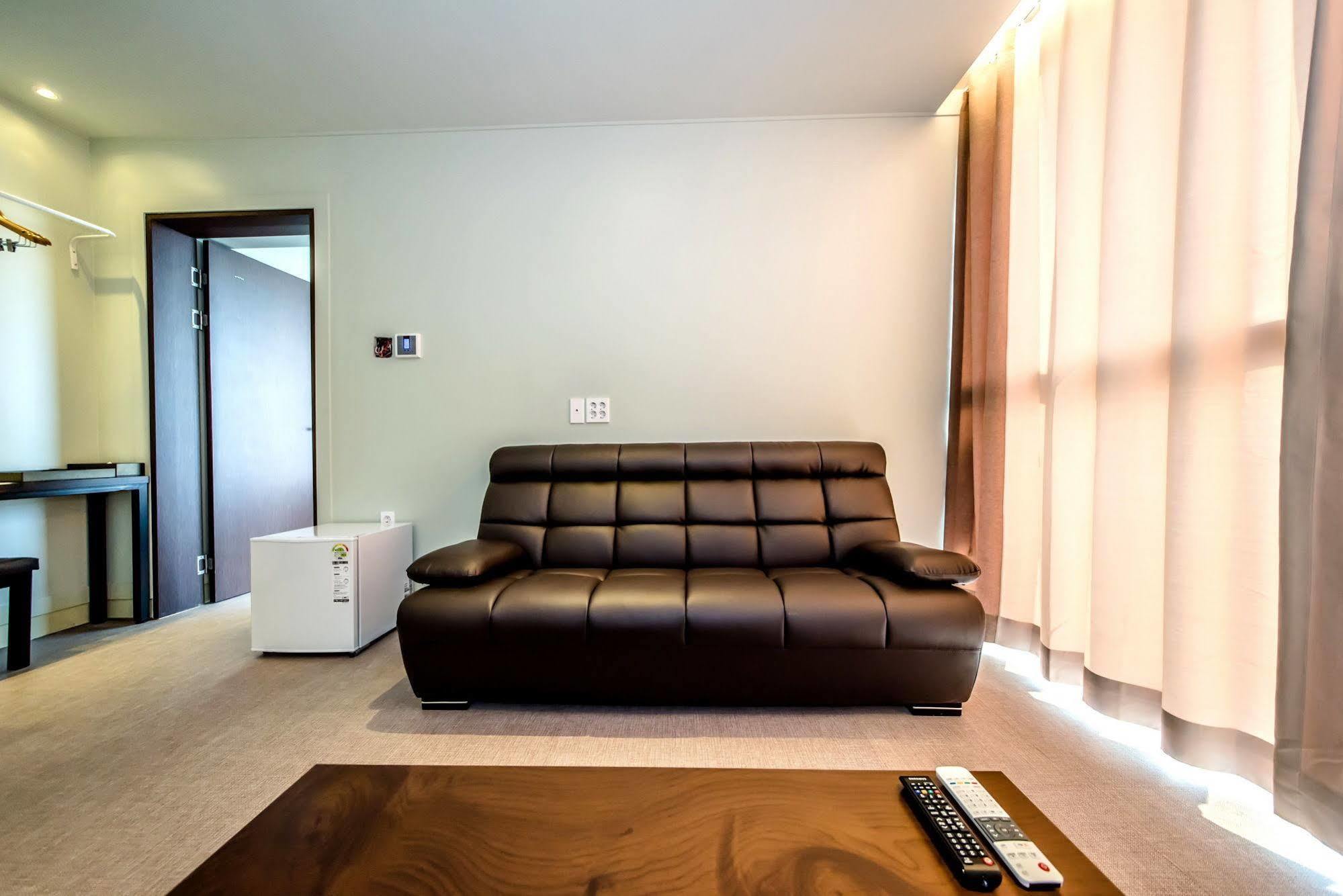 Sunrise Hotel Jungmun Branch Seogwipo-stad Buitenkant foto