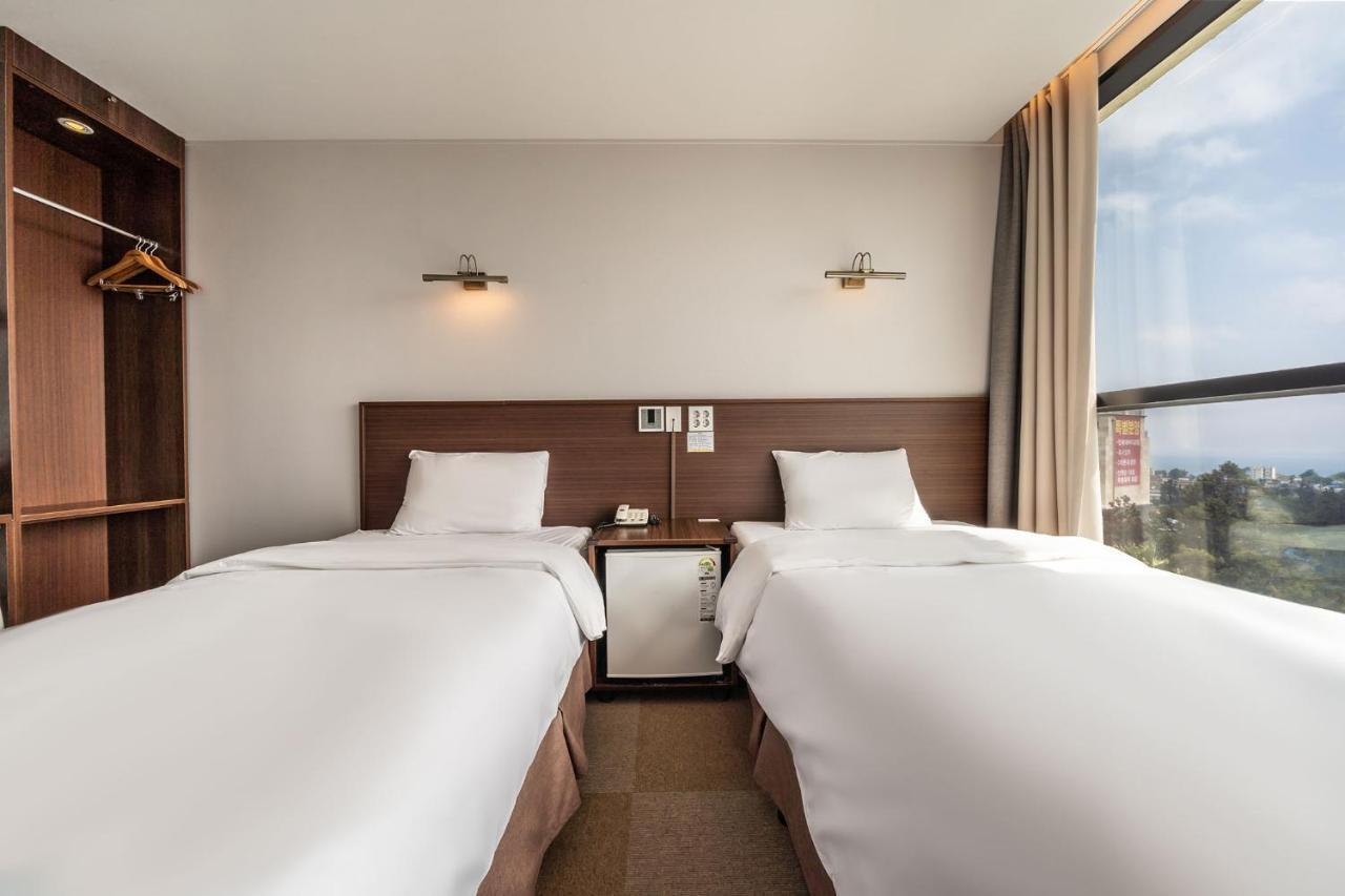 Sunrise Hotel Jungmun Branch Seogwipo-stad Buitenkant foto